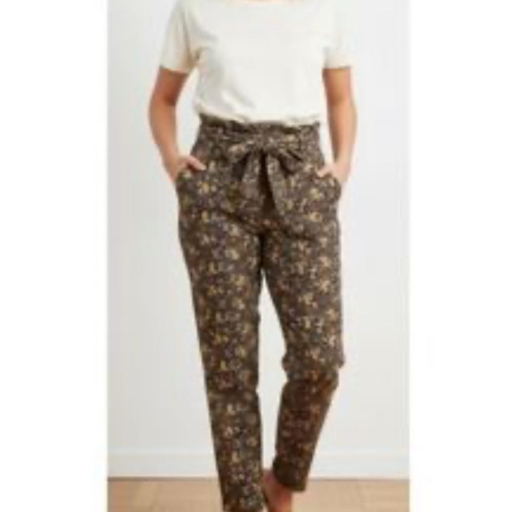 Floral Tie-Waist Pants
